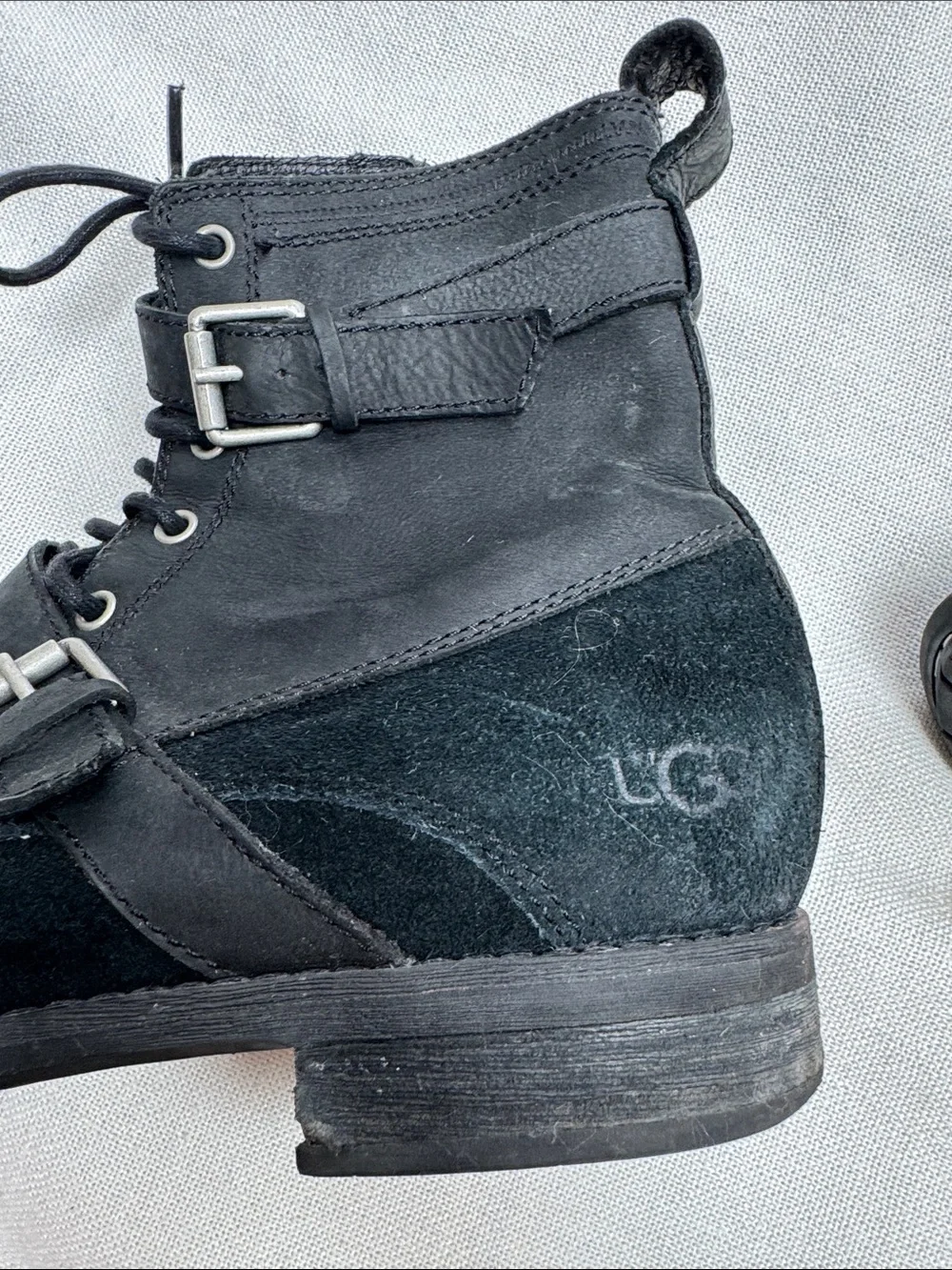 UGG stylish black